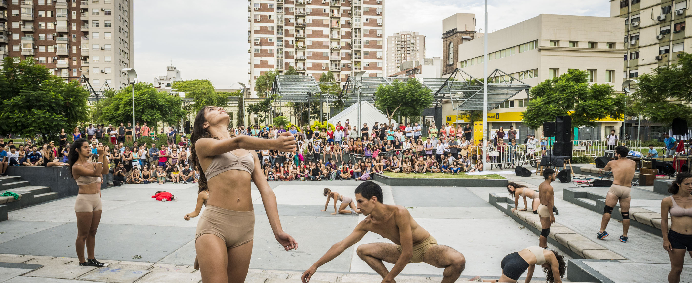 Postales de otra edición de Ciudanza repleta de público  