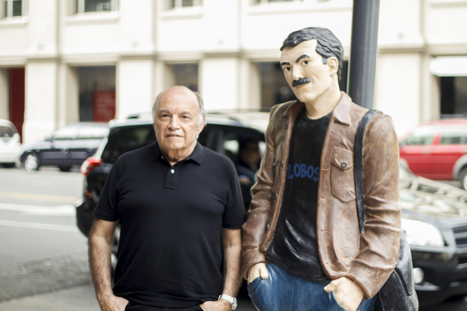 El Loco Chávez llegó al Paseo de la Historieta