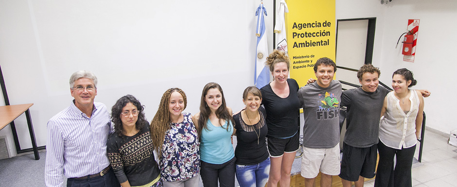 Estudiantes y diplomacia estadounidenses recorrieron los avances en el saneamiento del Riachuelo