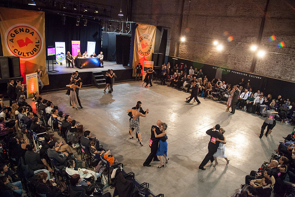 Continúa el Campeonato de Baile de Tango