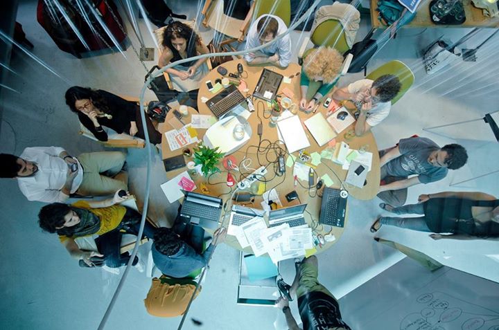 Los emprendedores aprenden y se capacitan a través de Internet