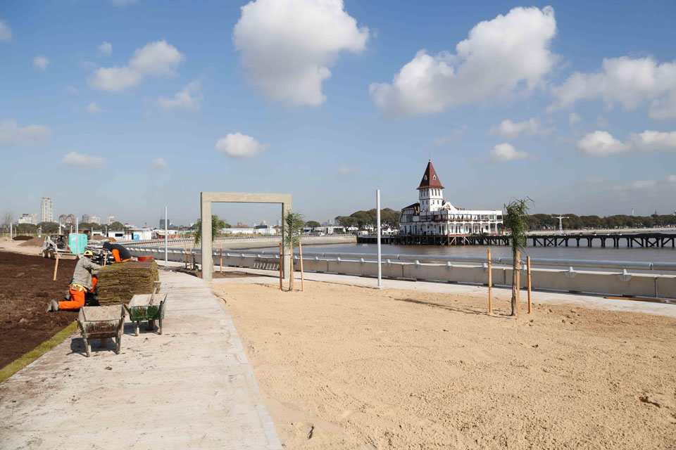 Avanzan las obras del nuevo Parque Costanera Norte Punta Carrasco