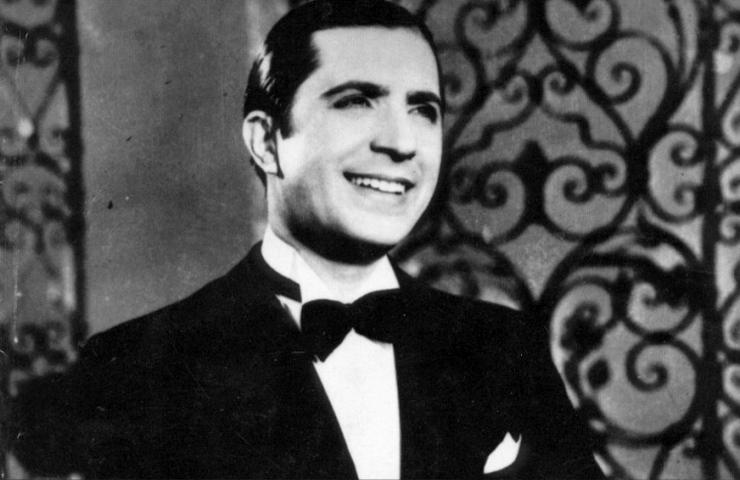 Beca de Canto "Carlos Gardel"