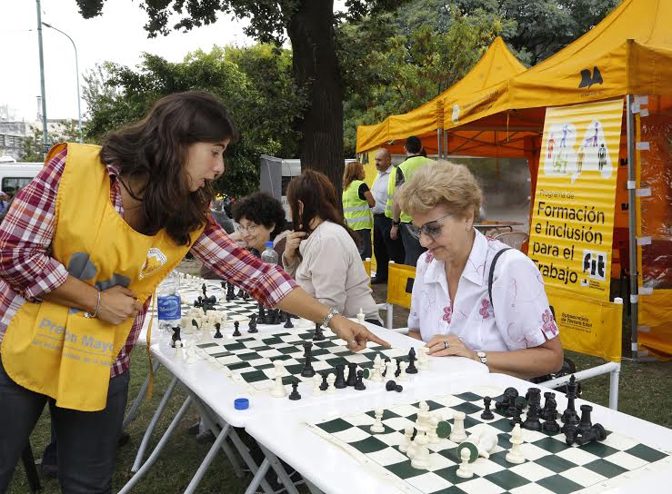 La Tercera en la Calle, un programa de recreación para los adultos mayores