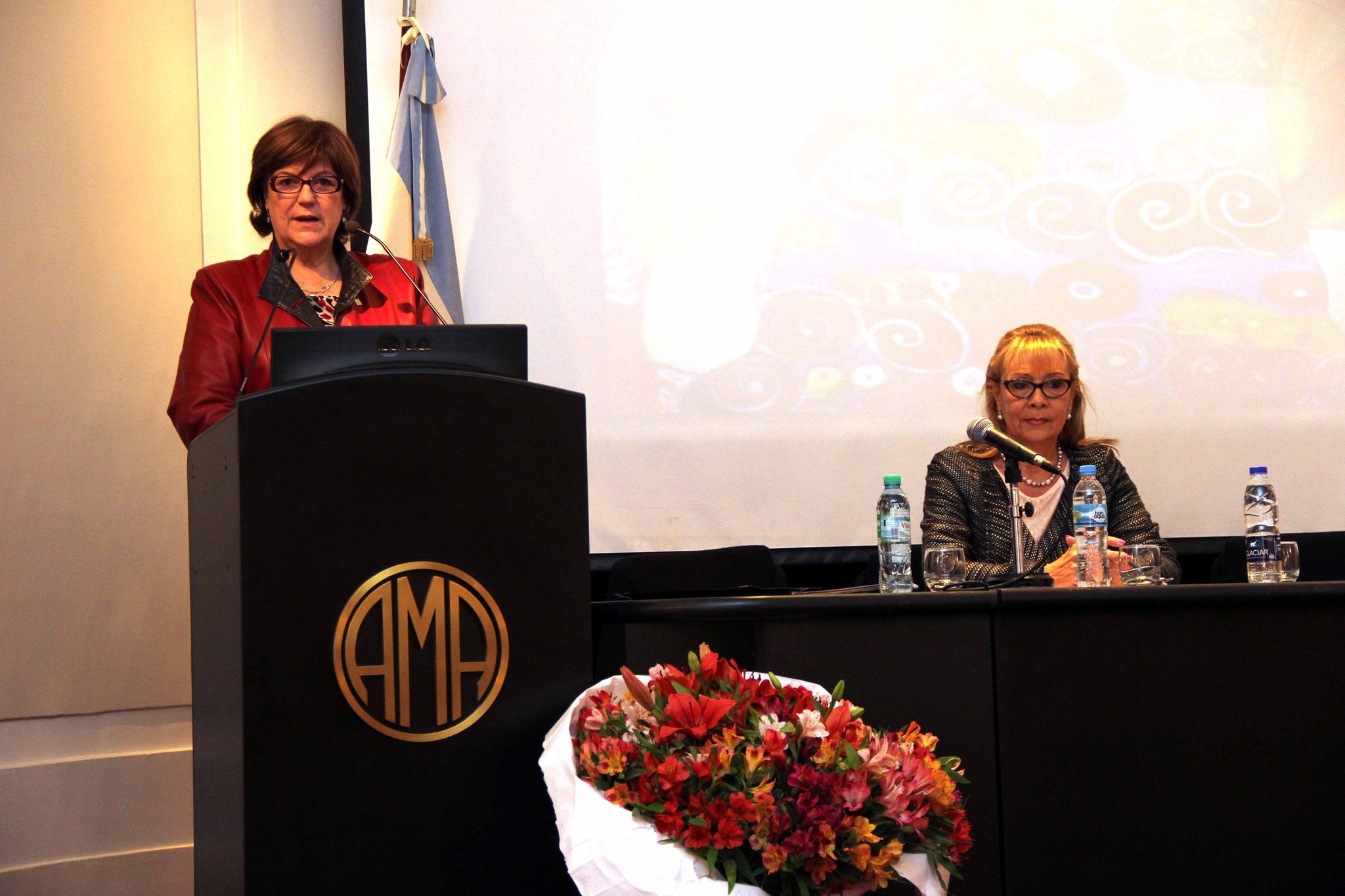 Jornada "Cambio de Paradigma en la Atención del Parto"