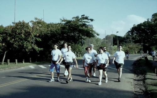 Sumate al programa Caminar + Vida