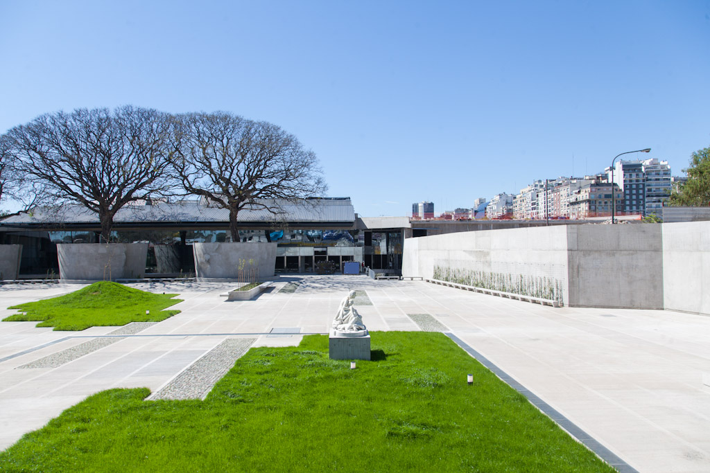 Una obra que integra el Parque Thays, la Facultad de Derecho y el Parque de las Naciones 