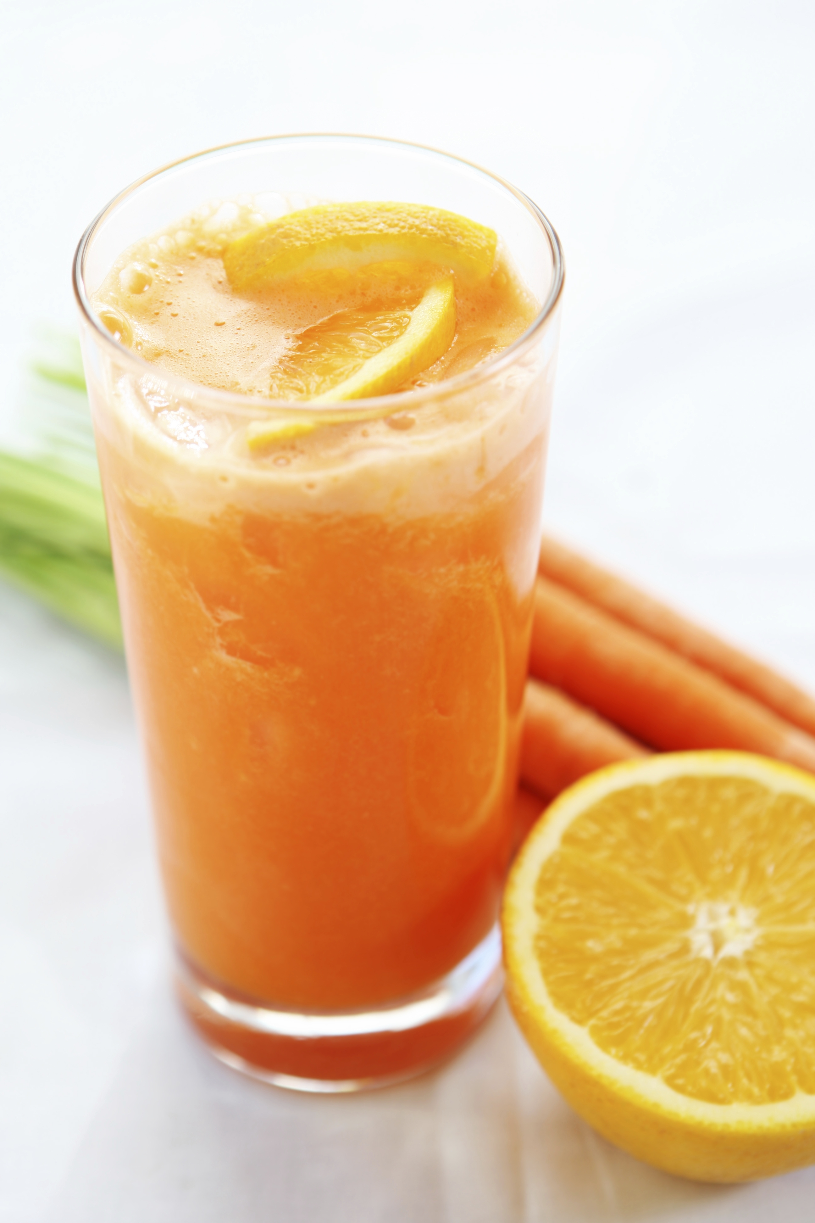 ¡Opciones saludables para hidratarnos en los días de calor!