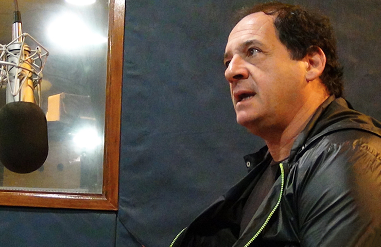 Julio Chávez con @MoskitaMuertaOk