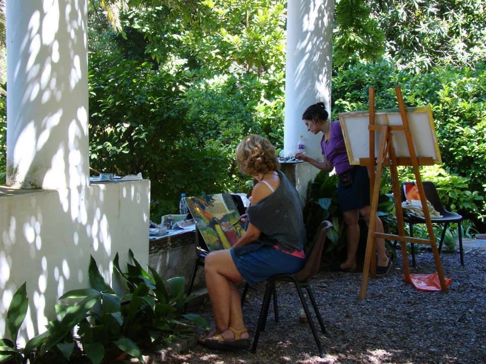 Taller de pintura al aire libre - Bajo los árboles - comienza 7 de enero a las 10hs.