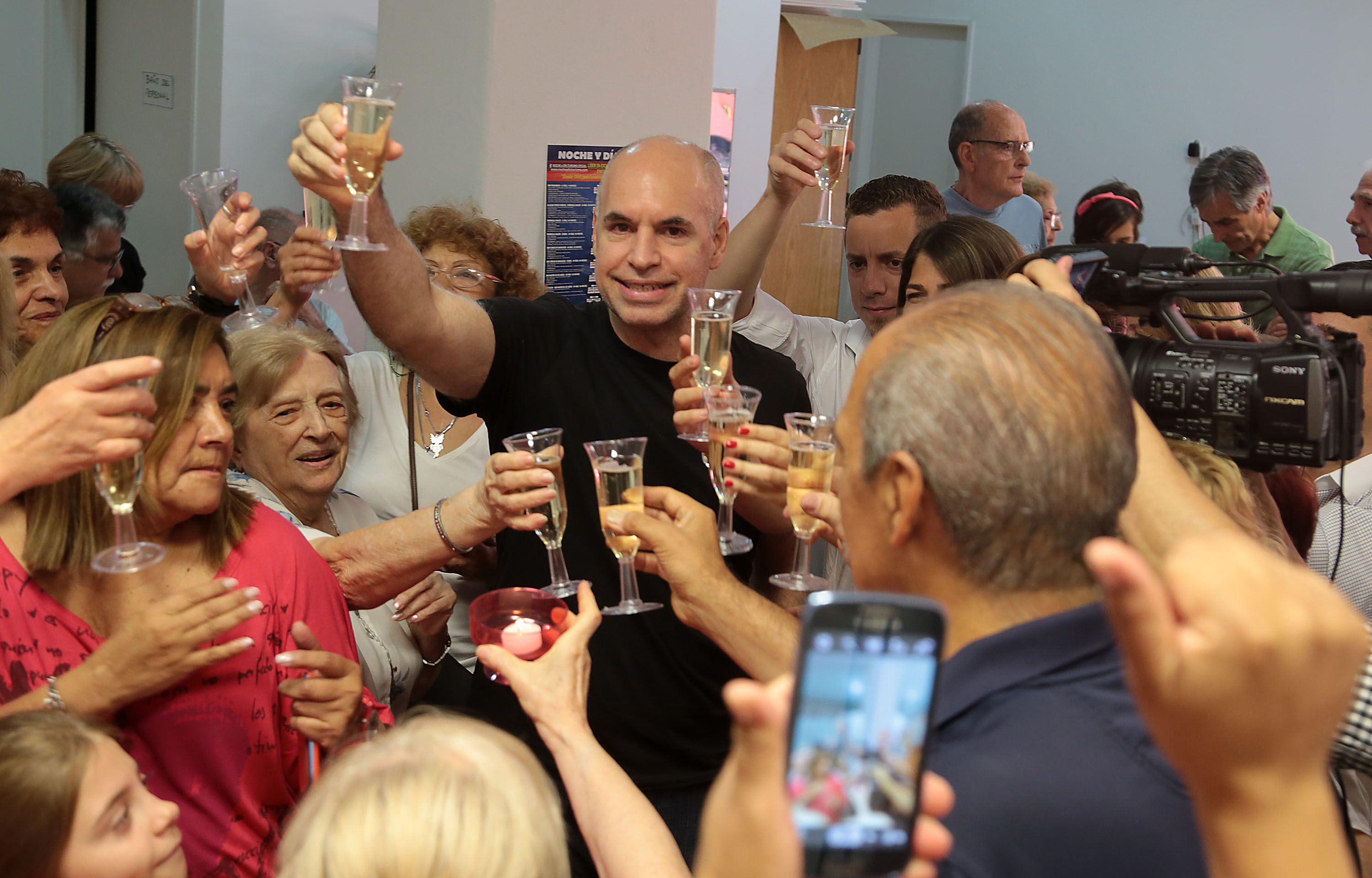 Rodríguez Larreta compartió con abuelos y niños un almuerzo en el Centro de Día Nº 31