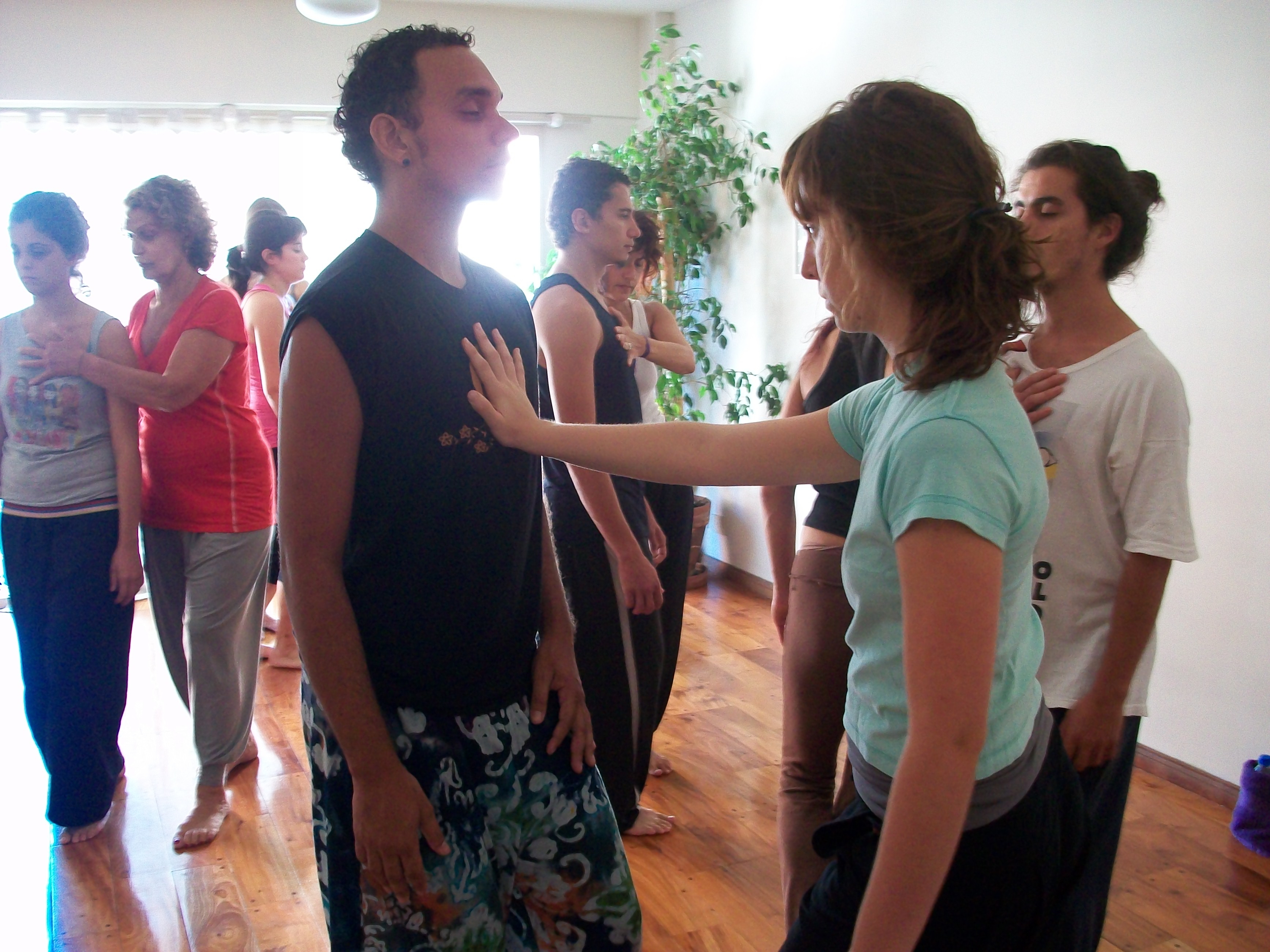 Taller de teatro físico -Abierta la inscripción-martes de 18 a 21hs. y sábados de 13 a 16hs.- marzo