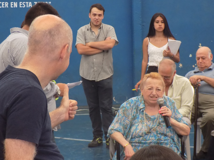 Rodríguez Larreta escuchó a los vecinos de Comuna 9