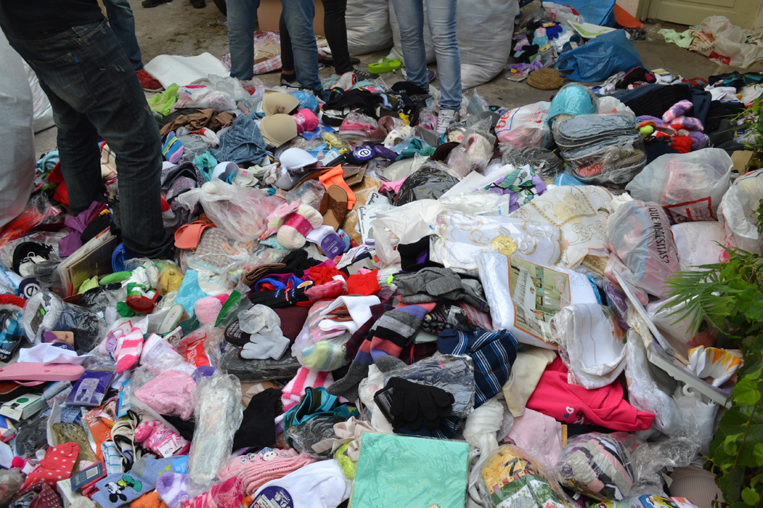 Secuestran mercadería ilegal que era comercializada en la zona de Caballito