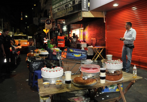 Decomisaron alimentos en la vía pública