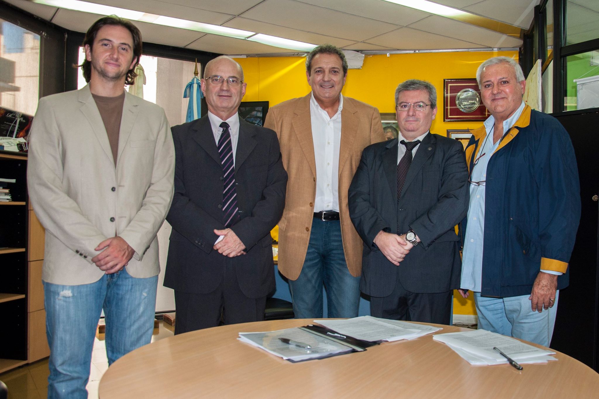 Convenio con la Universidad de Flores 