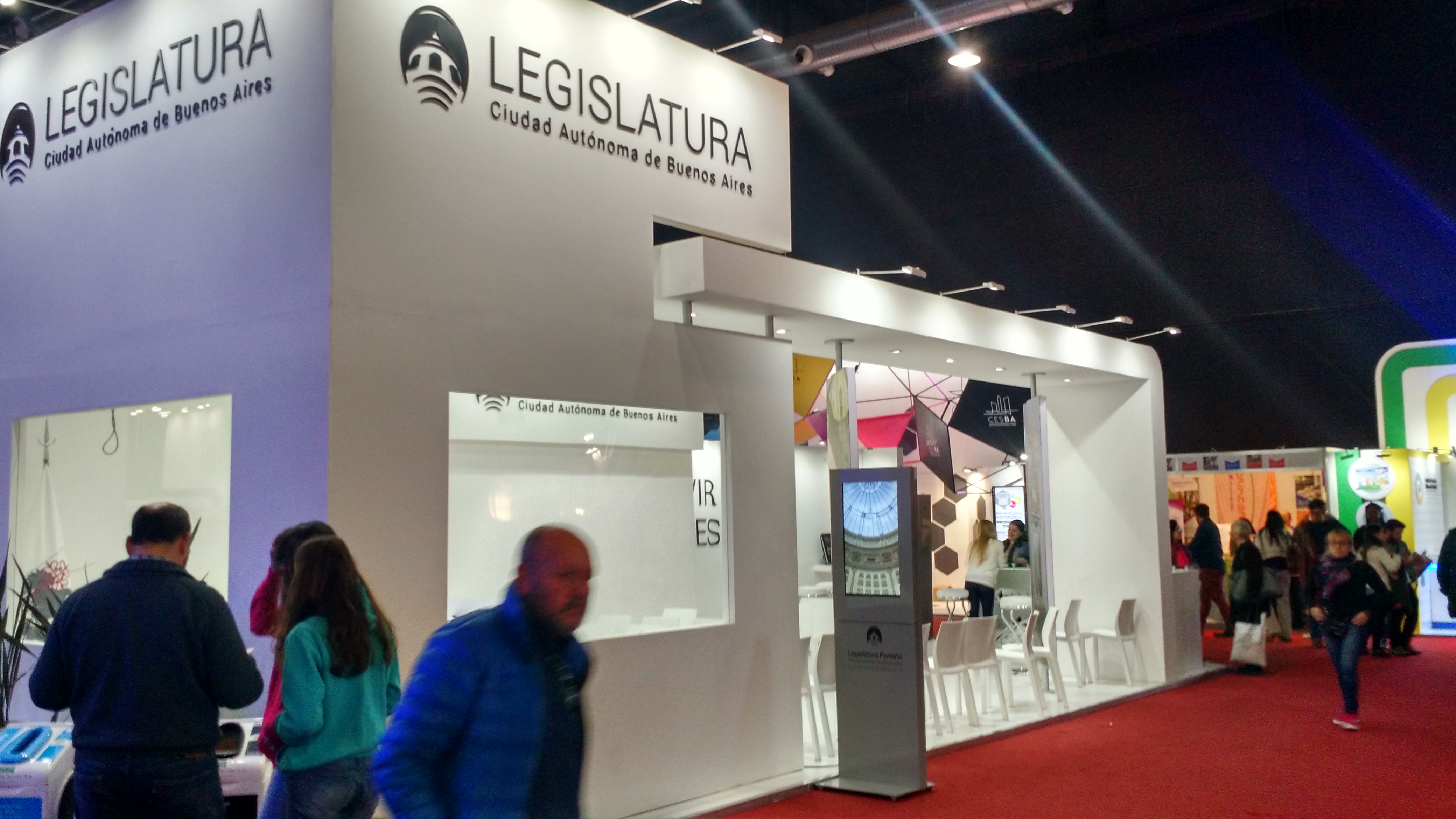 El Anuario Legislativo en la Feria del Libro