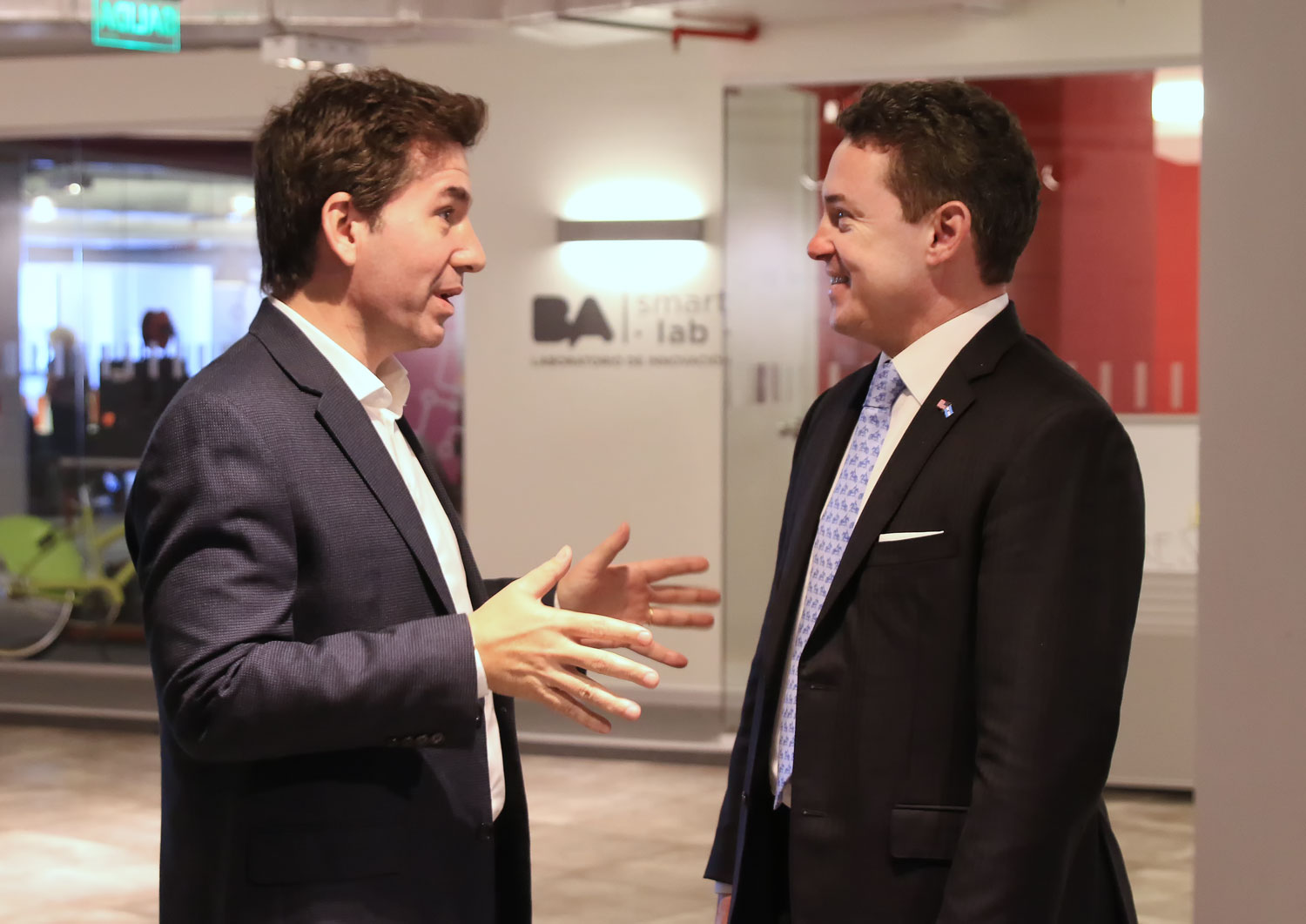 Noah Mamet visitó el Ministerio y se reunió con los ganadores de Impactec