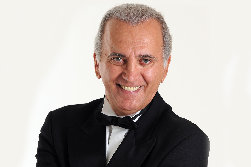 Carlos La Rosa nuevo conductor de "La Fonola"
