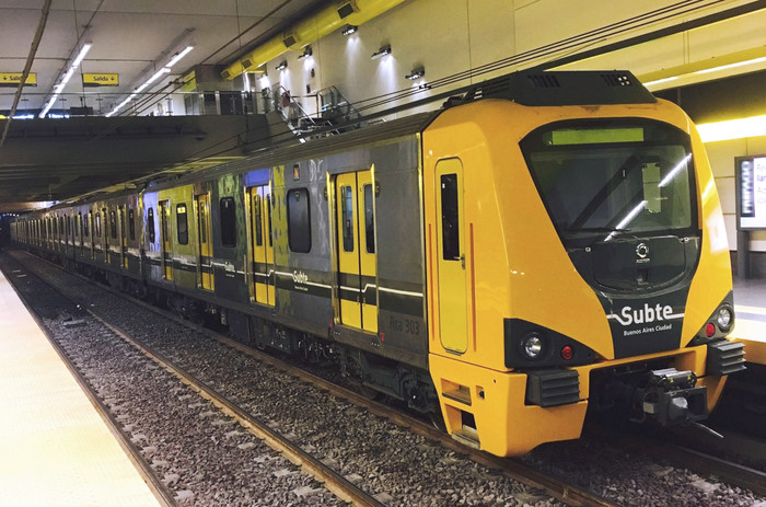 Ya funcionan los nuevos coches en la Línea H