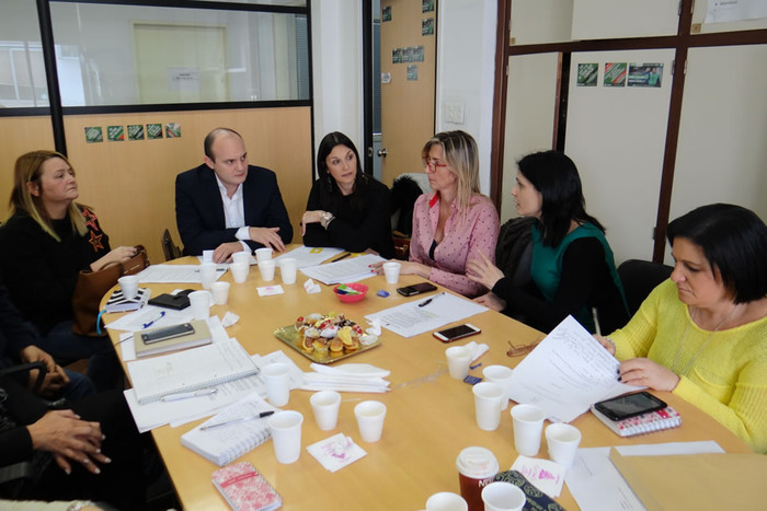 Mesa de trabajo de miembros de la COPRETI