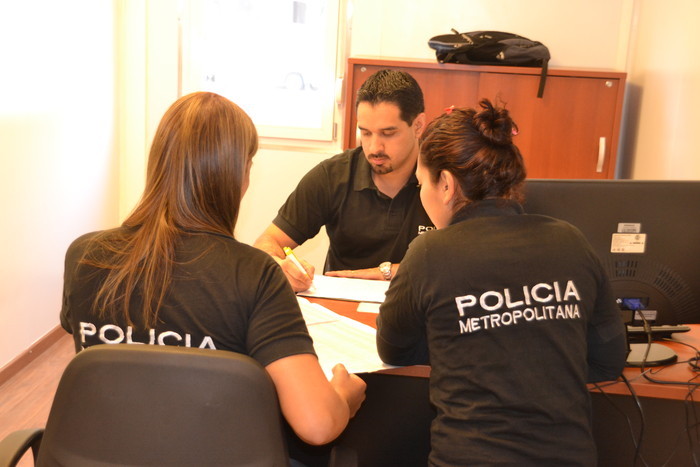 Incorporación de civiles a la Policía