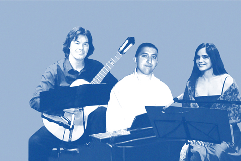 Piano, canto y guitarra