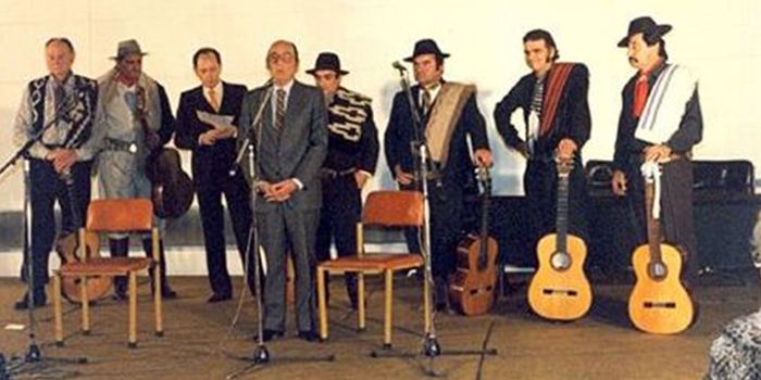 Félix Luna: en vez de echar un discurso...