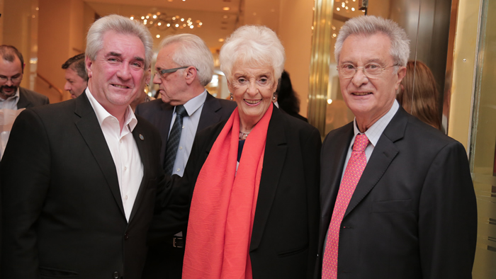 Reconocimiento del CoPE a la Dra. Graciela Fernández Meijide