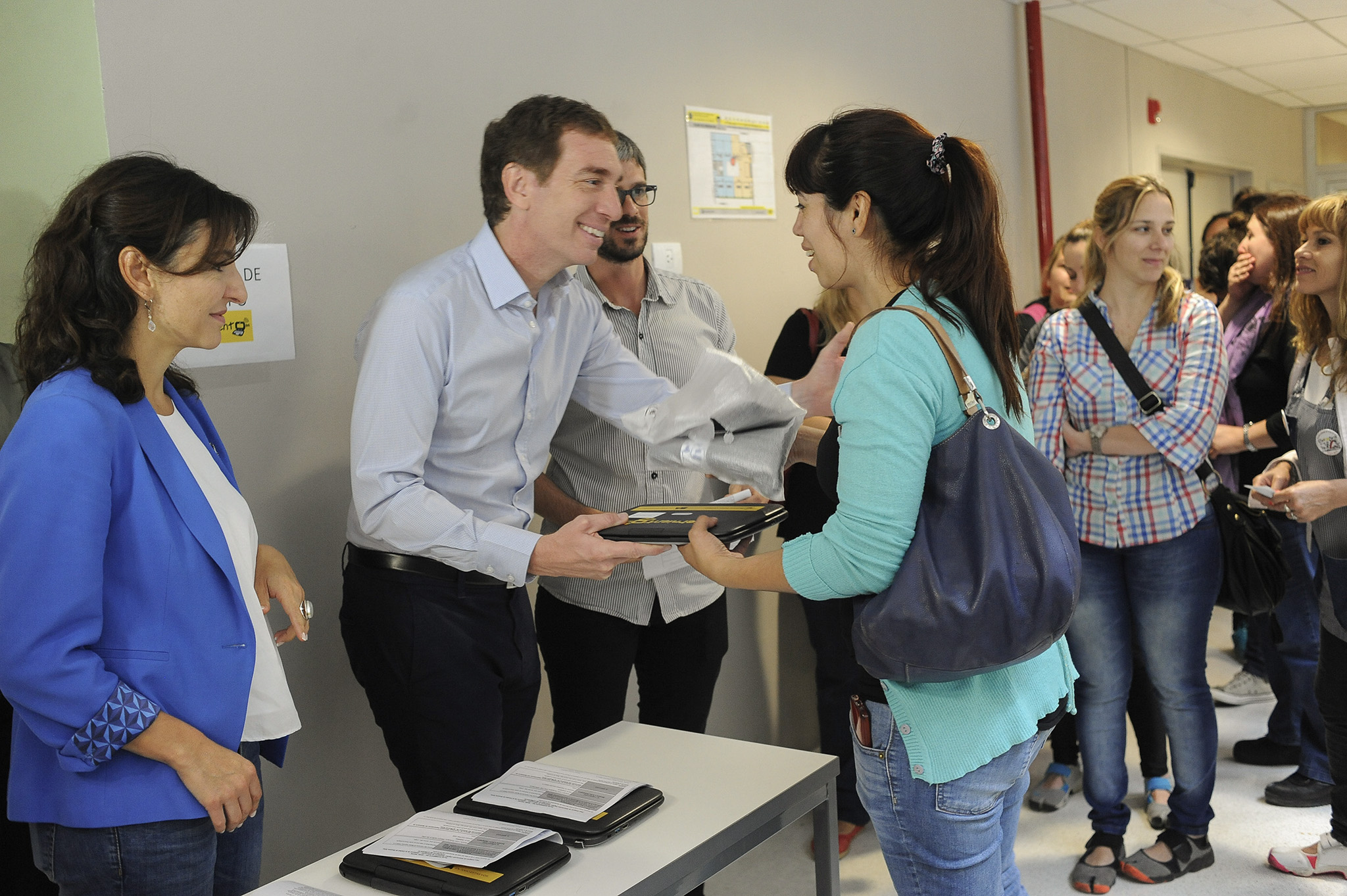 Plan Sarmiento: se entregaron 1.100 notebooks a docentes de nivel inicial
