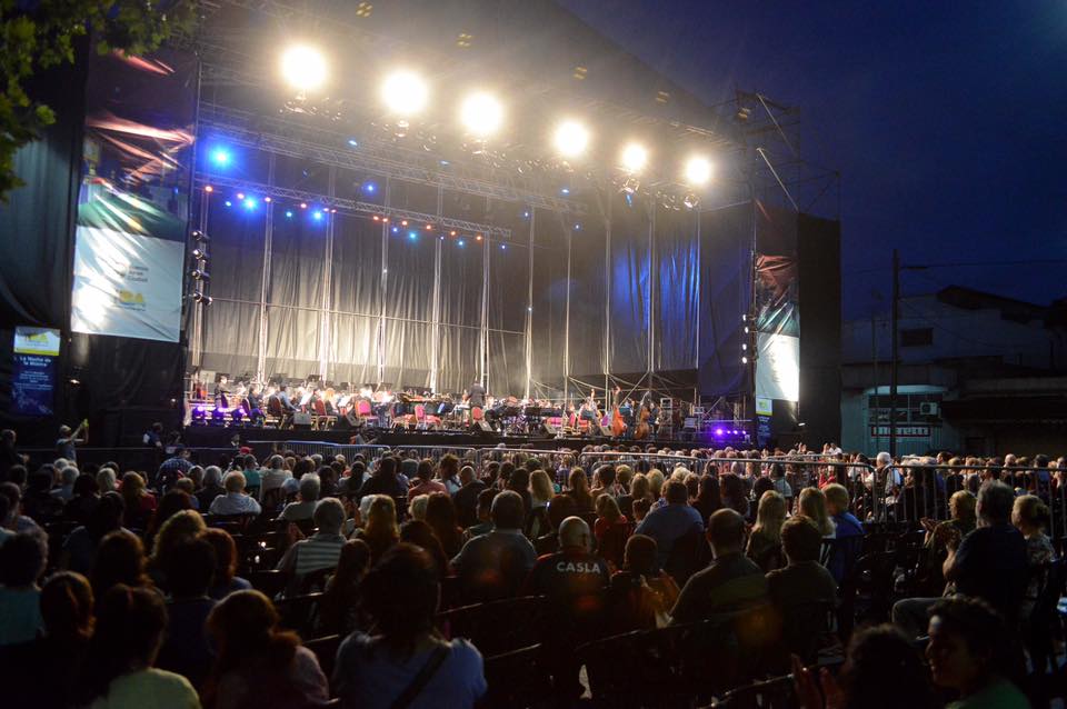 Miles de personas disfrutaron de “La Noche de la Música” 
