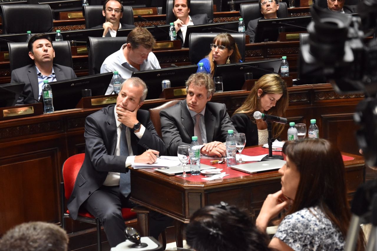 Felipe Miguel en la Legislatura: “Hacemos leyes para la gente”