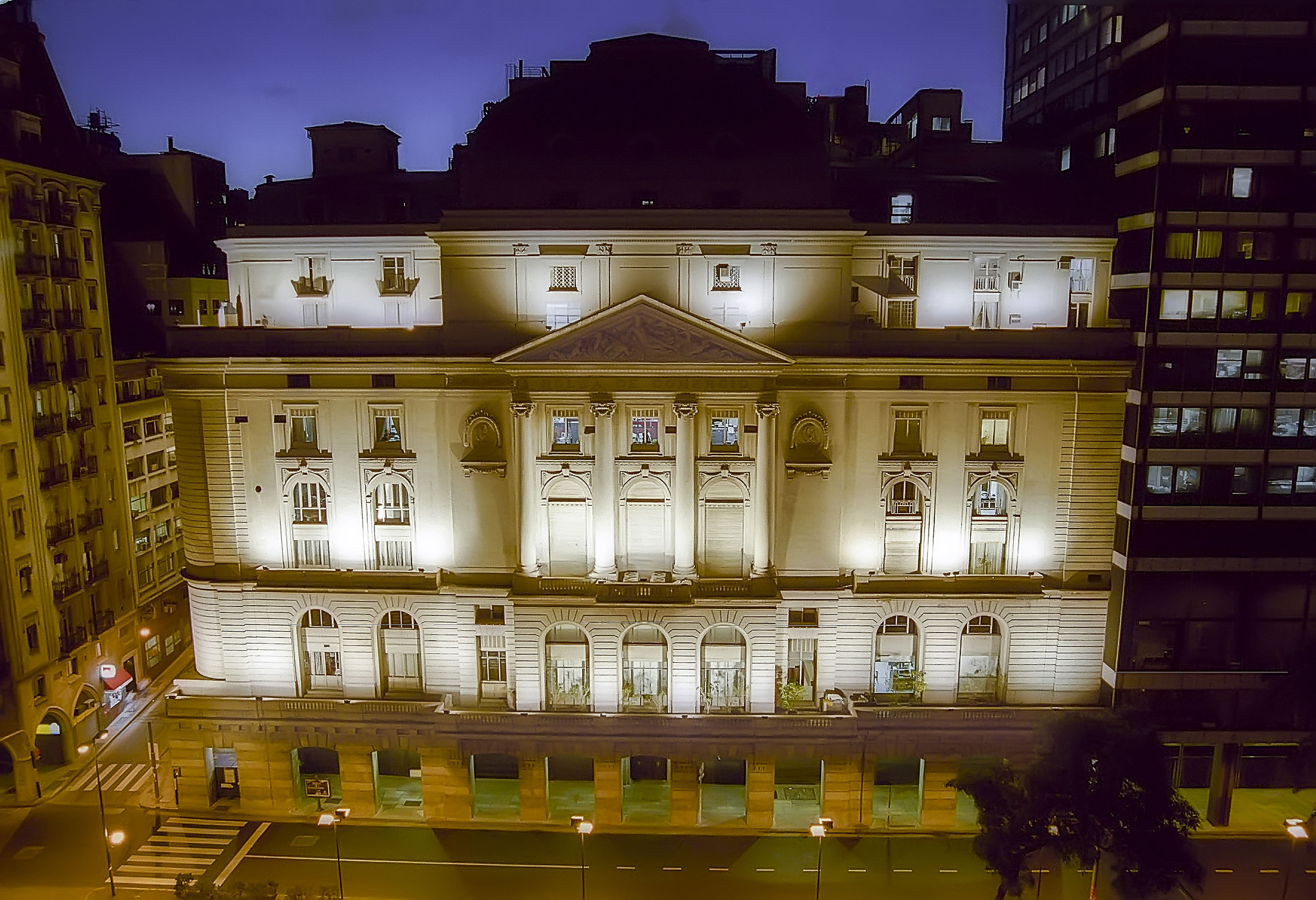 Los 100 años del edificio de la Bolsa de Comercio de la Ciudad de Buenos Aires  