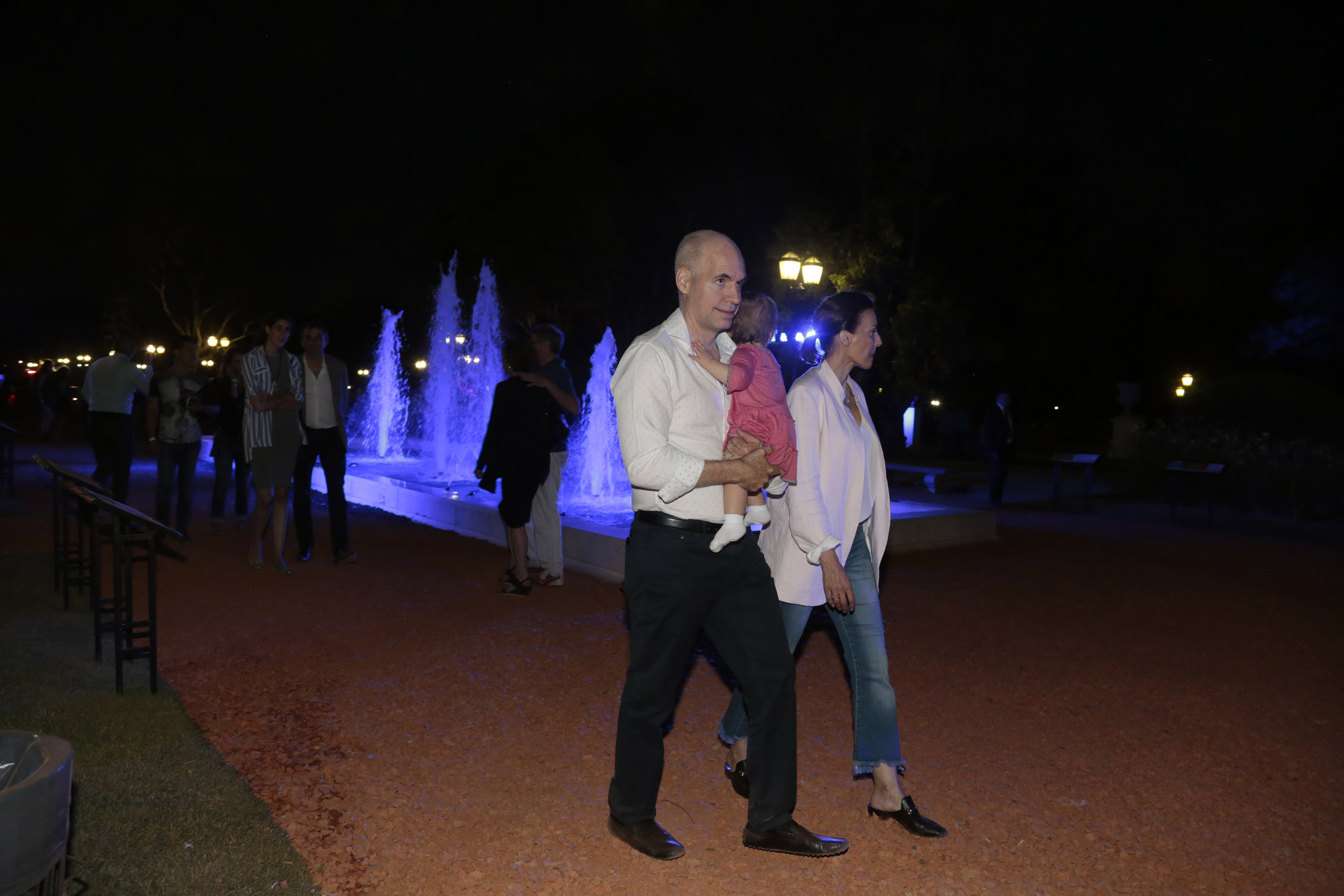 La Noche de los Jardines ofreció en el Rosedal <br> un escenario flotante