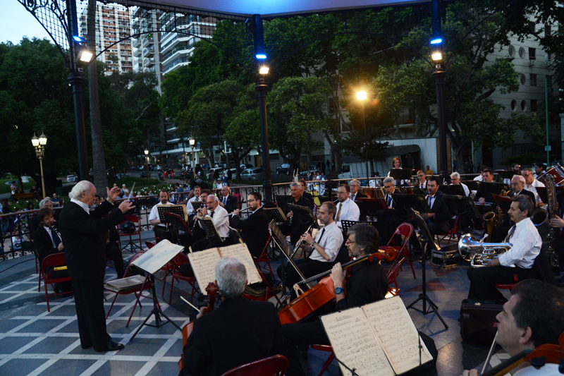 Concierto de la Banda Sinfónica en Florida y Av. Santa Fé