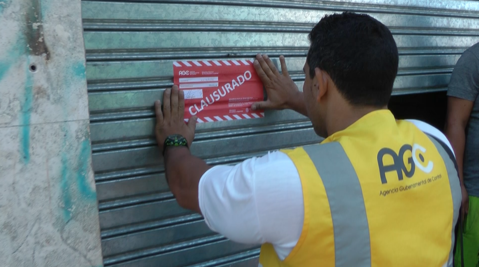 Clausuran locales clandestinos