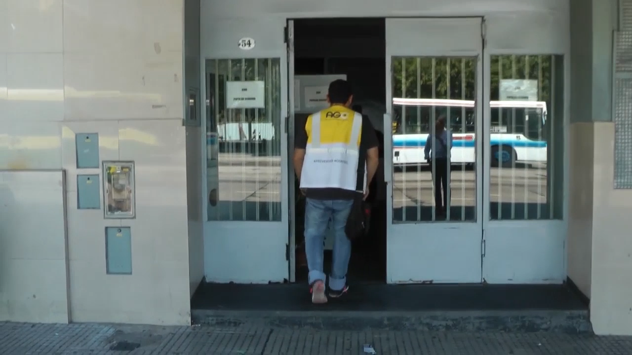 Clausuran cines para adultos