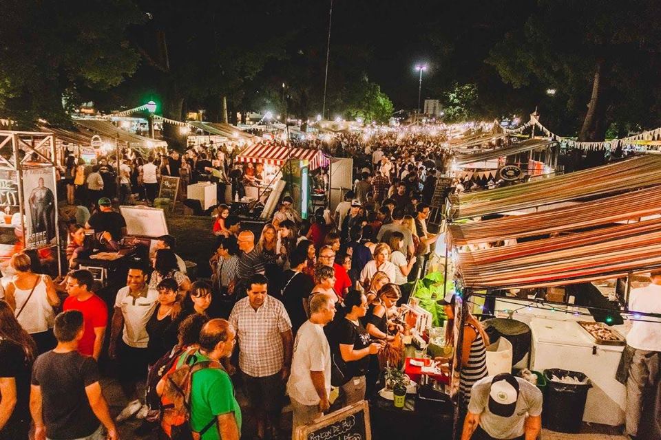 Buenos Aires Market vuelve a Parque Chacabuco en formato nocturno