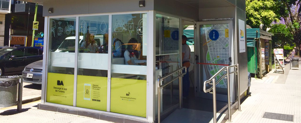 Atención al Turista, con información útil en distintos puntos de la Ciudad