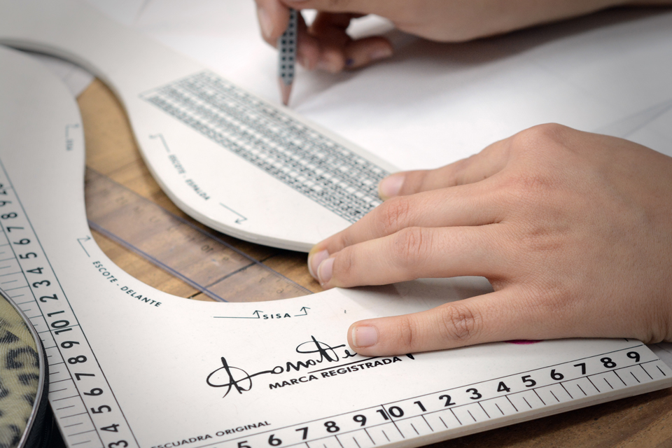 100 Becas de Diseño y Moda, potenciarse ya es tendencia.