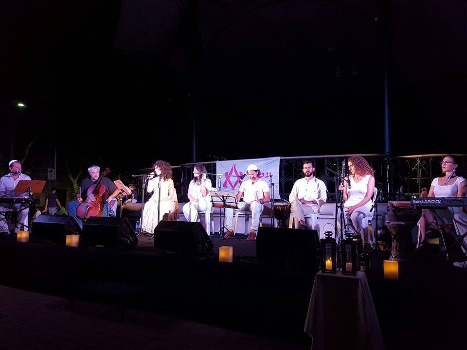 La Ciudad celebró un Kabalat Shabat bajo las estrellas 