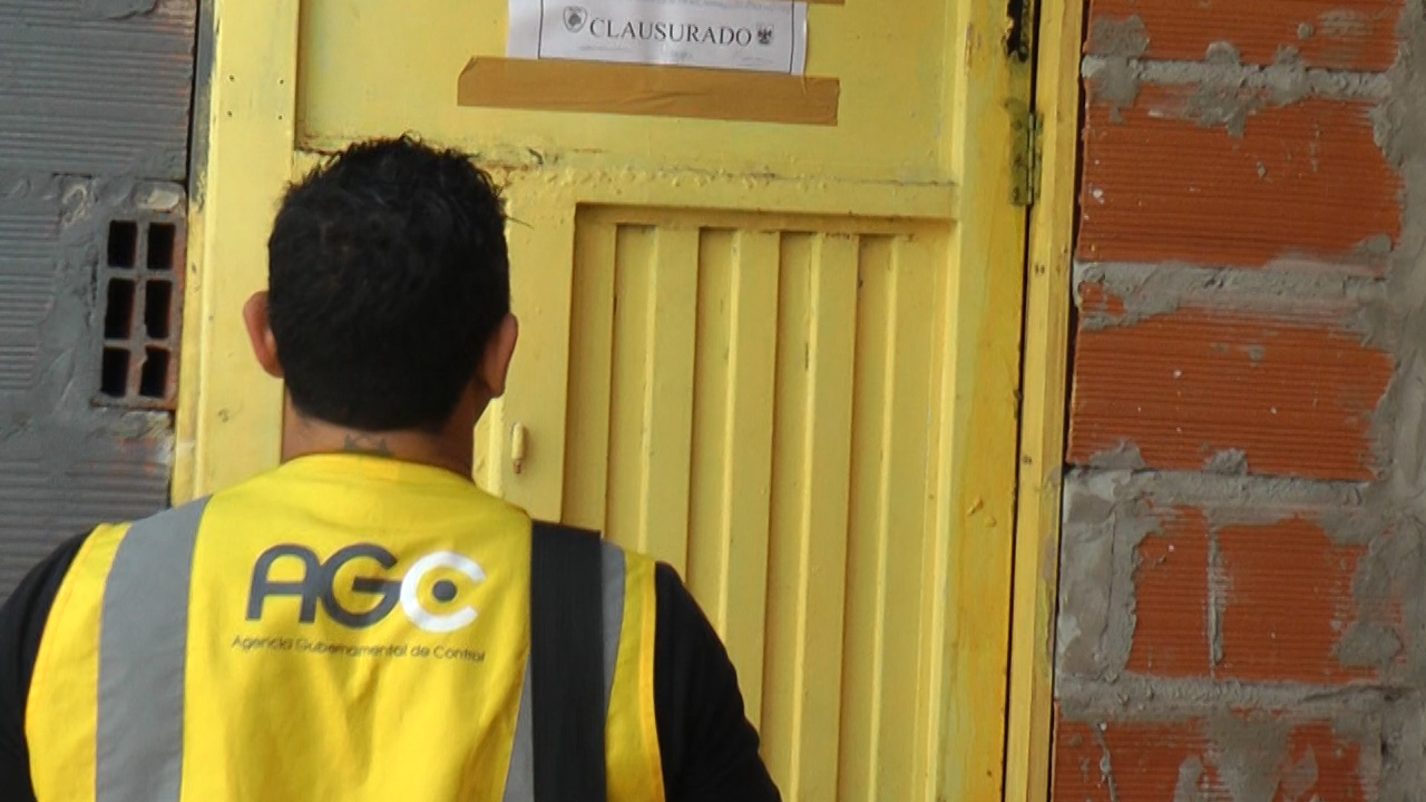 Clausuran talleres textiles clandestinos