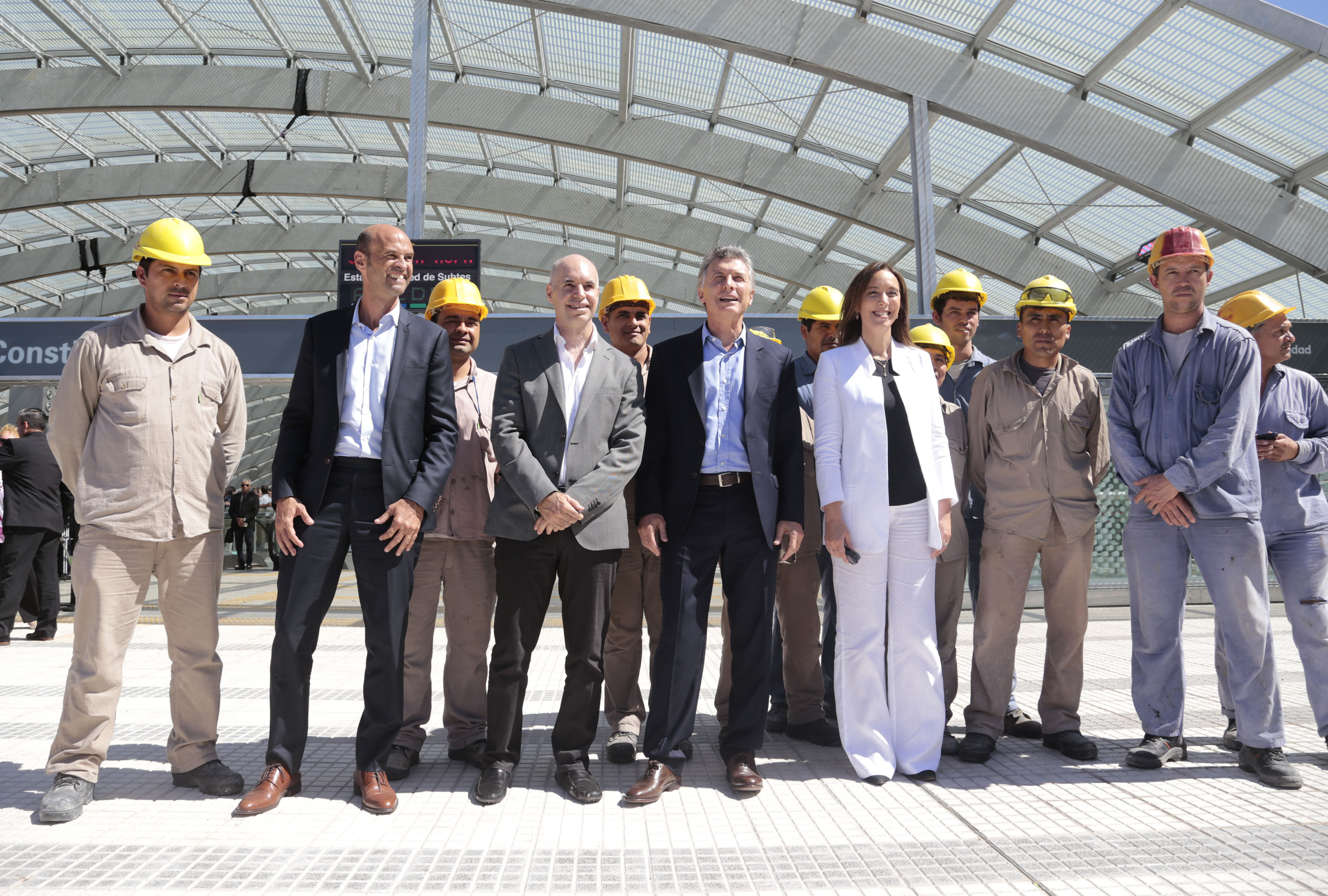 Mauricio Macri, Horacio Rodríguez Larreta y María Eugenia Vidal inauguraron el Centro de Trasbordo Constitución