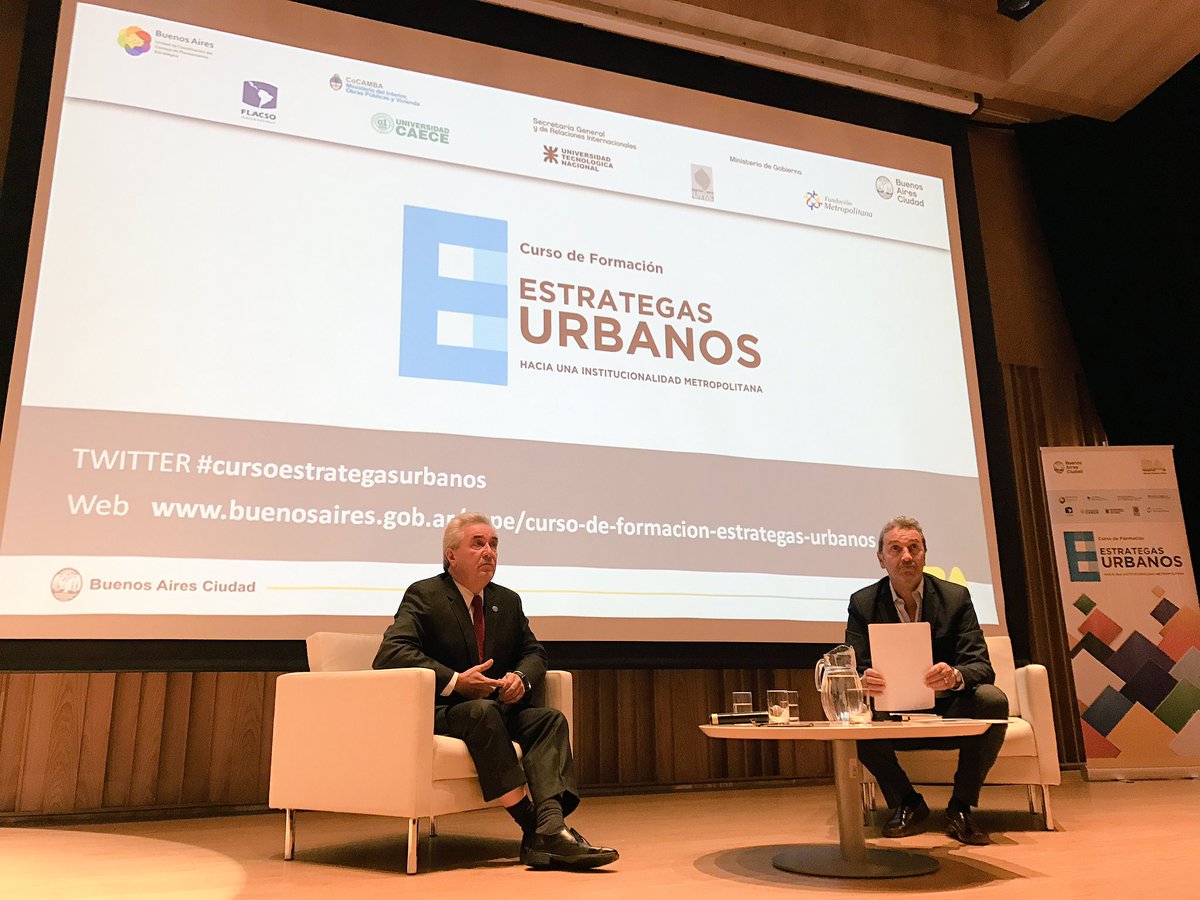 Curso Estrategas urbanos, hacia una institucionalidad metropolitana.
