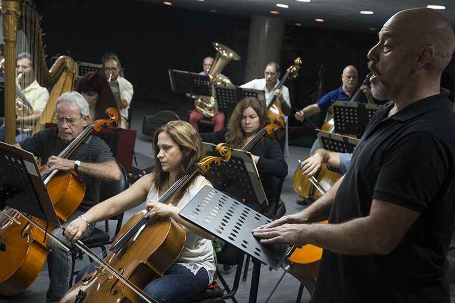 Dario Volonté junto a la Banda Sinfónica de la Ciudad 