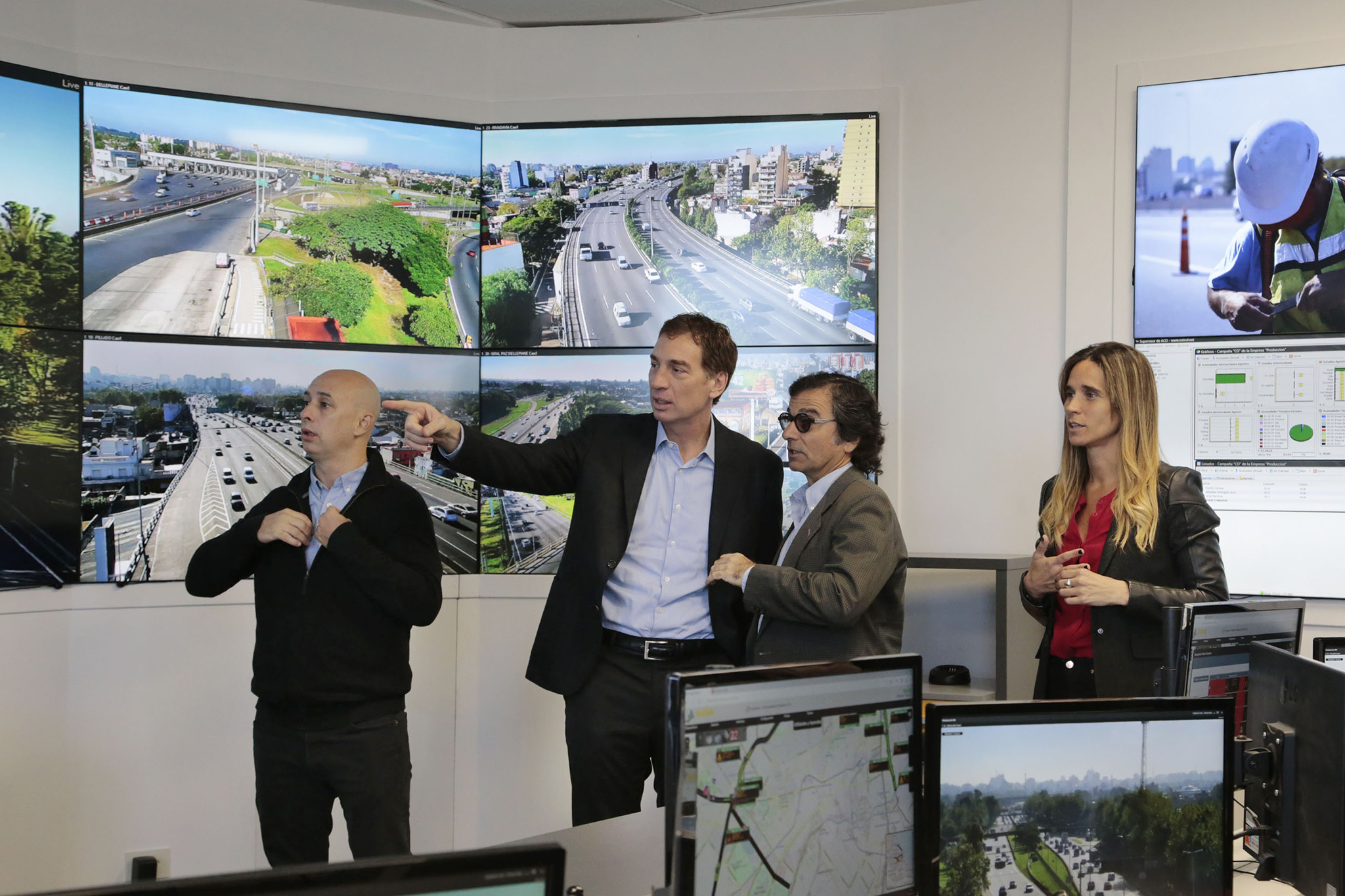 Santilli inauguró el Centro de Control Inteligente para monitorear las autopistas