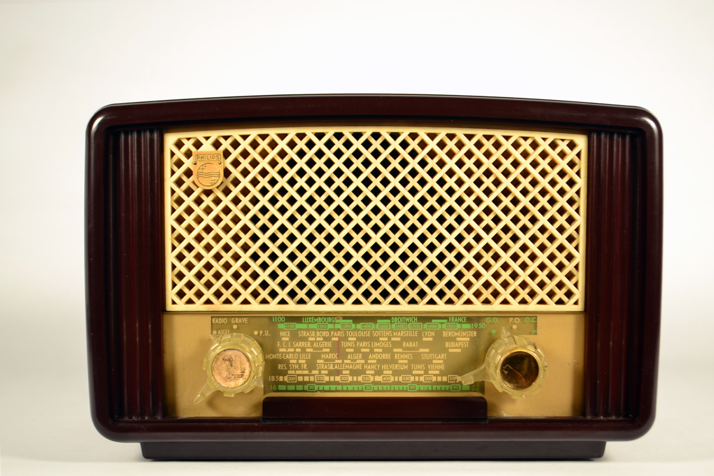 La Radio y la Ciudad - 90 años en sintonía