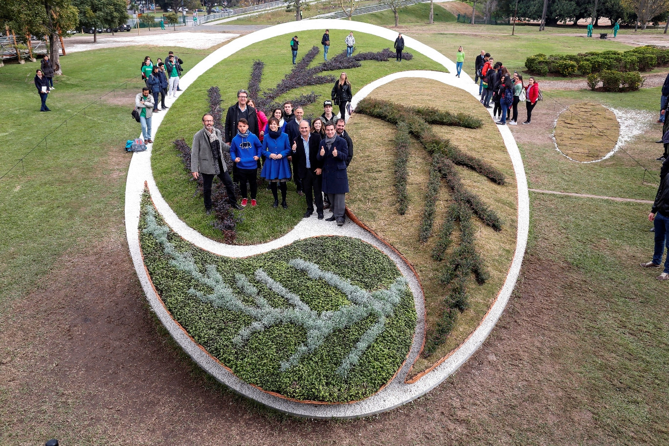 La Ciudad celebra la naturaleza con una obra viva en el Parque Thays 