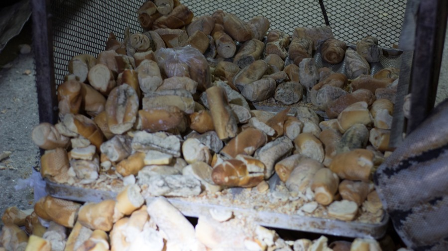 Clausuran depósito de panificados en Almagro