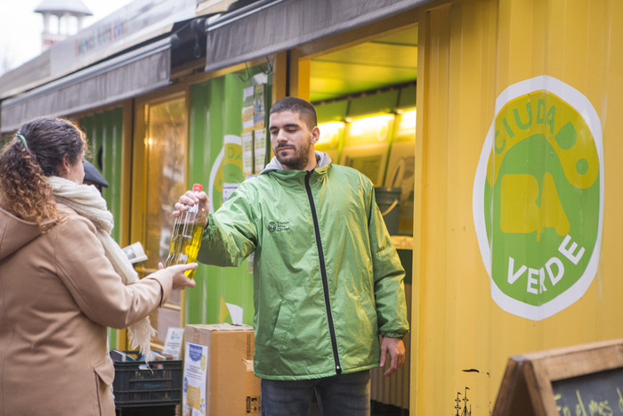 De aceite usado a biocombustible: otra manera de reciclar en los Puntos Verdes
